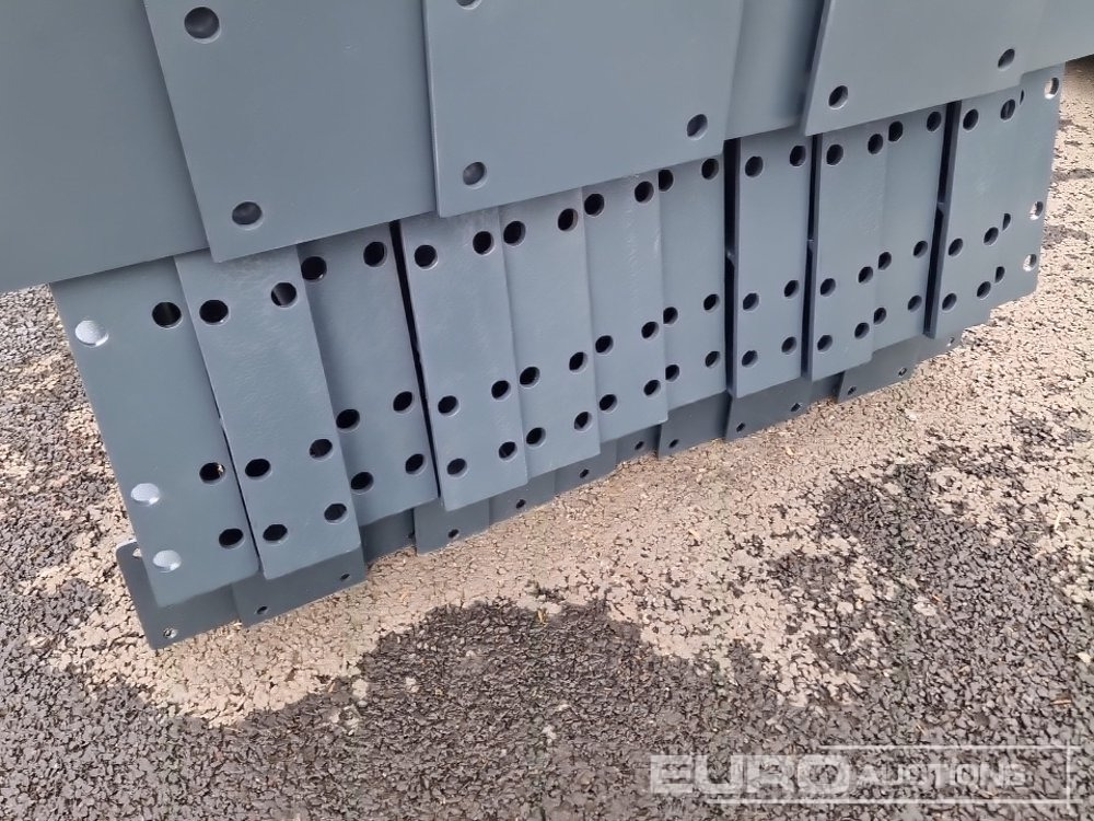 Unused 100' x 30' x 15' Steel Frame Building, 12.5 Roof Pitch, Purlin Cleats, Roof Bracing - Kontejner ndërtimi: foto 5 Unused 100' x 30' x 15' Steel Frame Building, 12.5 Roof Pitch, Purlin Cleats, Roof Bracing - Kontejner ndërtimi: foto 5