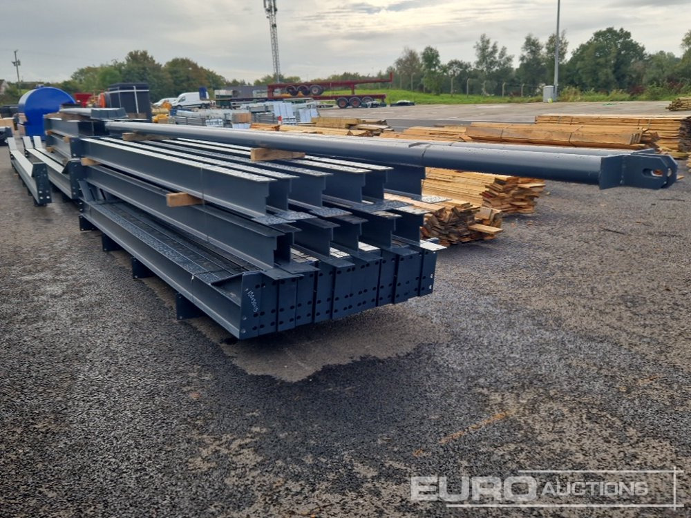 Unused 100' x 30' x 15' Steel Frame Building, 12.5 Roof Pitch, Purlin Cleats, Roof Bracing - Kontejner ndërtimi: foto 2 Unused 100' x 30' x 15' Steel Frame Building, 12.5 Roof Pitch, Purlin Cleats, Roof Bracing - Kontejner ndërtimi: foto 2