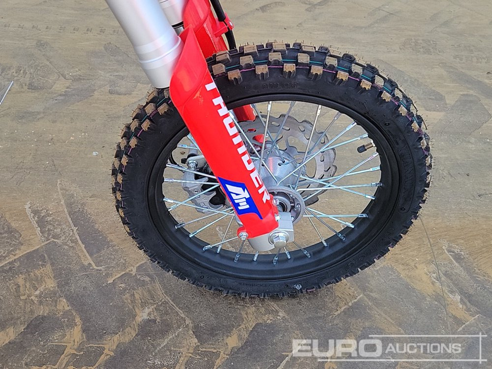 Motoçikleta Unused 2025 Apollo Thunder: foto 12