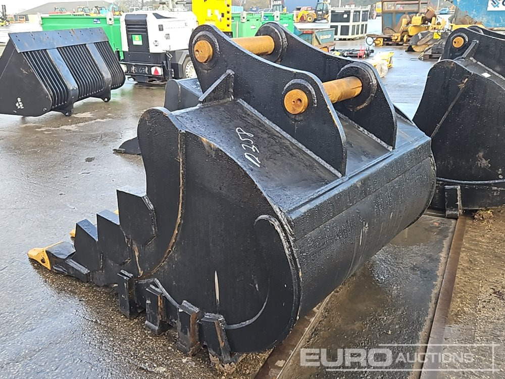 Unused 48" Digging Bucket 80mm Pin to suit 20 Ton Excavator - Kovë: foto 3 Unused 48" Digging Bucket 80mm Pin to suit 20 Ton Excavator - Kovë: foto 3
