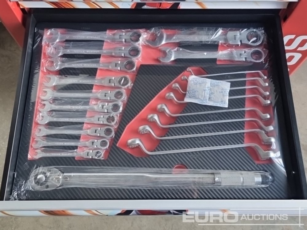 Pajisjet e ofiçinës Unused Boss Roller Tool Chest, 7 Drawer, Side Storage Compartment, 258 Piece Tool Set (Red): foto 16