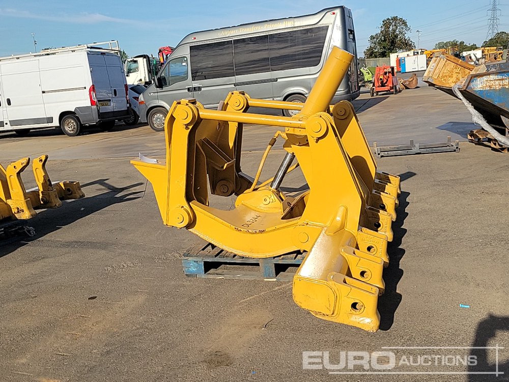 Unused CAT Hydraulic Multi Tyne Ripper to suit Grader - Kovë: foto 2 Unused CAT Hydraulic Multi Tyne Ripper to suit Grader - Kovë: foto 2