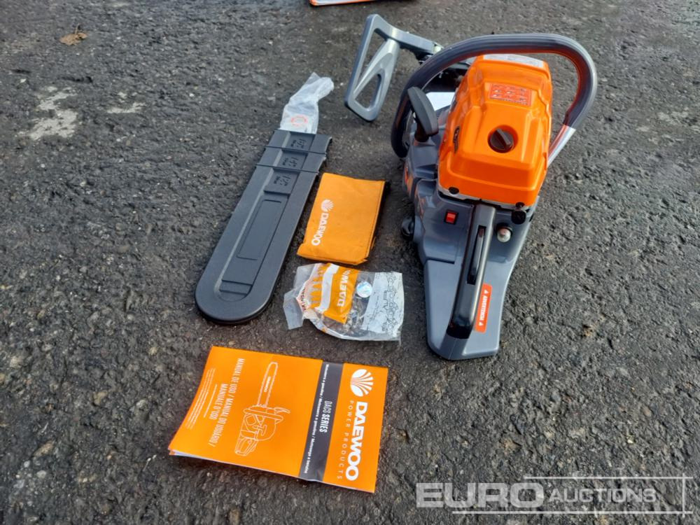 Unused Daewoo DACS5218 52cc 18" Petrol Chainsaw - Pajisjet e ofiçinës: foto 3 Unused Daewoo DACS5218 52cc 18" Petrol Chainsaw - Pajisjet e ofiçinës: foto 3