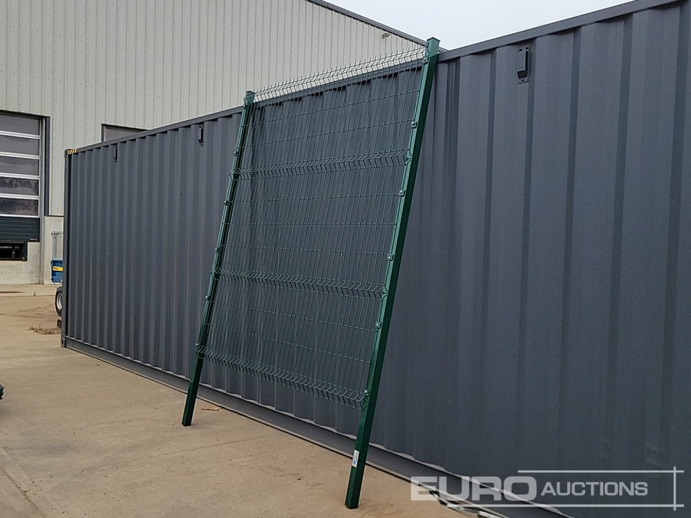 Unused Galvanised & Powder Coated Heavy Duty (5mm) Wire Mesh Fencing, 25 x H2.4m x W2.2m Panels, 26 x 60mm x 60mm x3m Posts, with Fittings (Green) - Pajisje ndërtimi: foto 5 Unused Galvanised & Powder Coated Heavy Duty (5mm) Wire Mesh Fencing, 25 x H2.4m x W2.2m Panels, 26 x 60mm x 60mm x3m Posts, with Fittings (Green) - Pajisje ndërtimi: foto 5