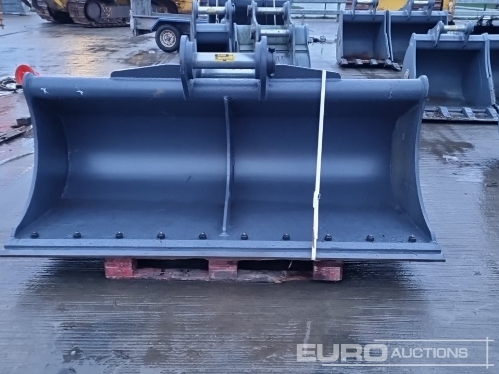 Kovë i ri Unused Strickland 84" Ditching Bucket 80mm Pin to suit 20 Ton Excavator: foto 8
