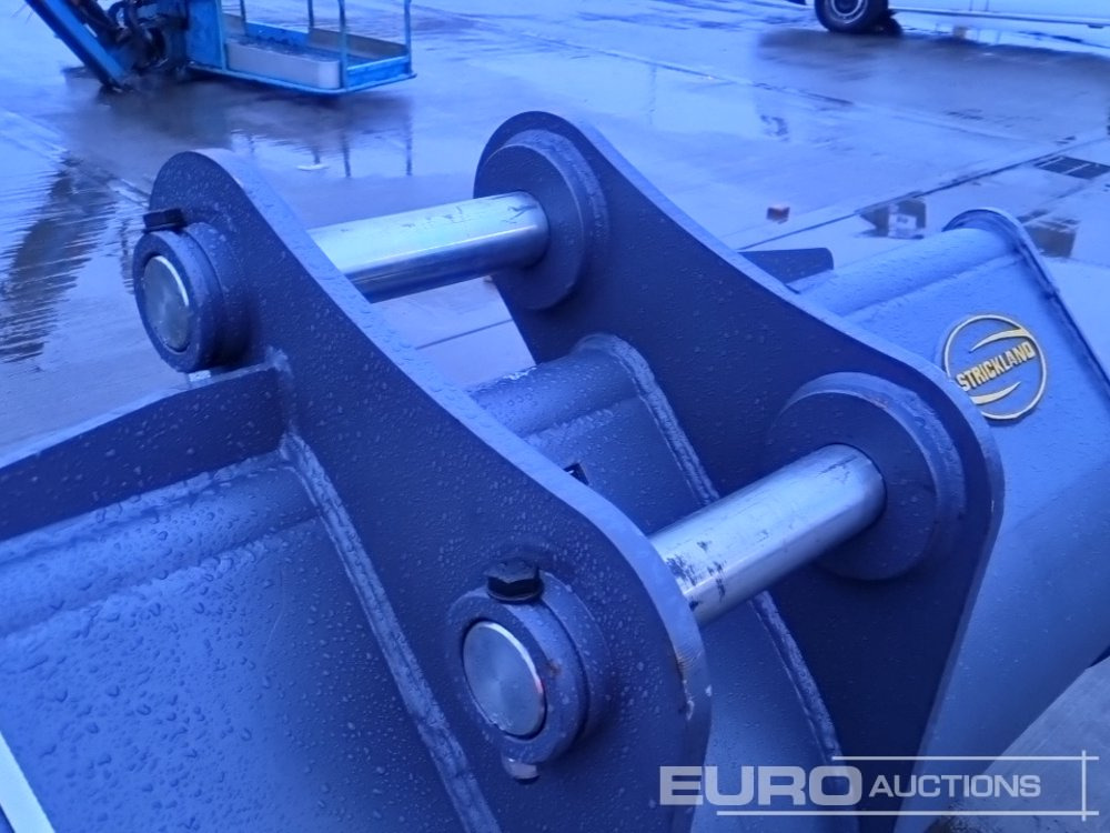 Kovë i ri Unused Strickland 84" Ditching Bucket 80mm Pin to suit 20 Ton Excavator: foto 12