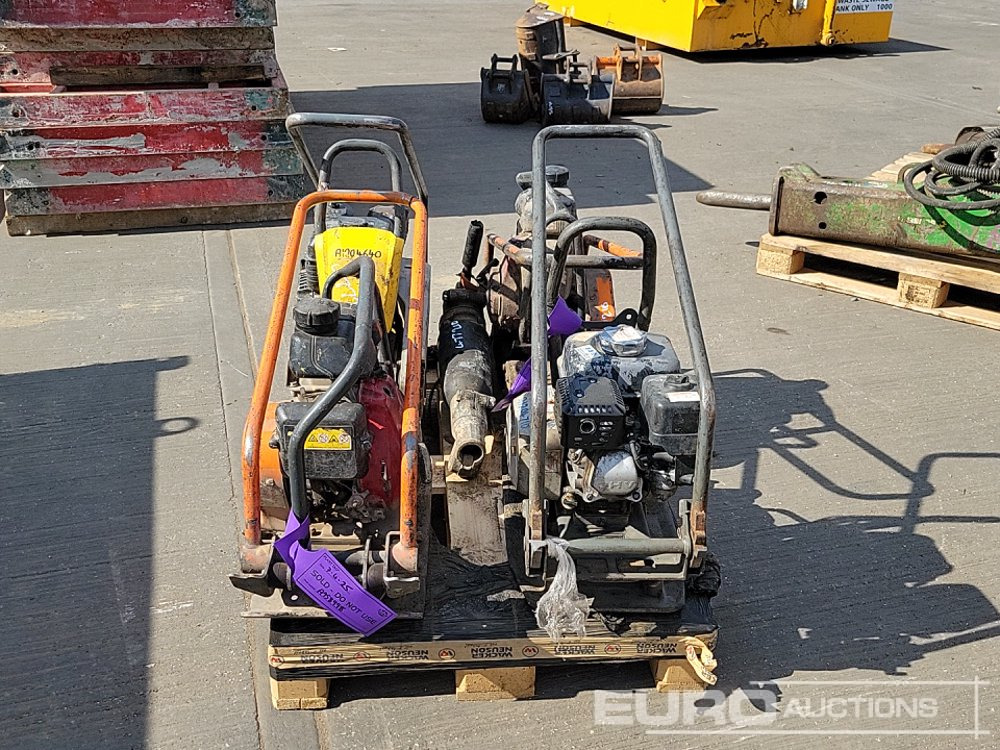 Wacker Neuson Petrol Compaction Plate, Briggs & Straton Engine (2 of), Belle Petrol Compaction Plate, Honda Engine (2 of), Pneumatic Handheld Breaker - Makineri asfalti: foto 4 Wacker Neuson Petrol Compaction Plate, Briggs & Straton Engine (2 of), Belle Petrol Compaction Plate, Honda Engine (2 of), Pneumatic Handheld Breaker - Makineri asfalti: foto 4
