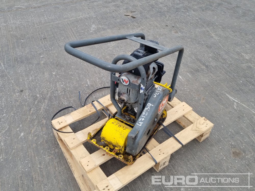 Wacker Neuson Petrol Compaction Plate - Makineri asfalti: foto 1 Wacker Neuson Petrol Compaction Plate - Makineri asfalti: foto 1