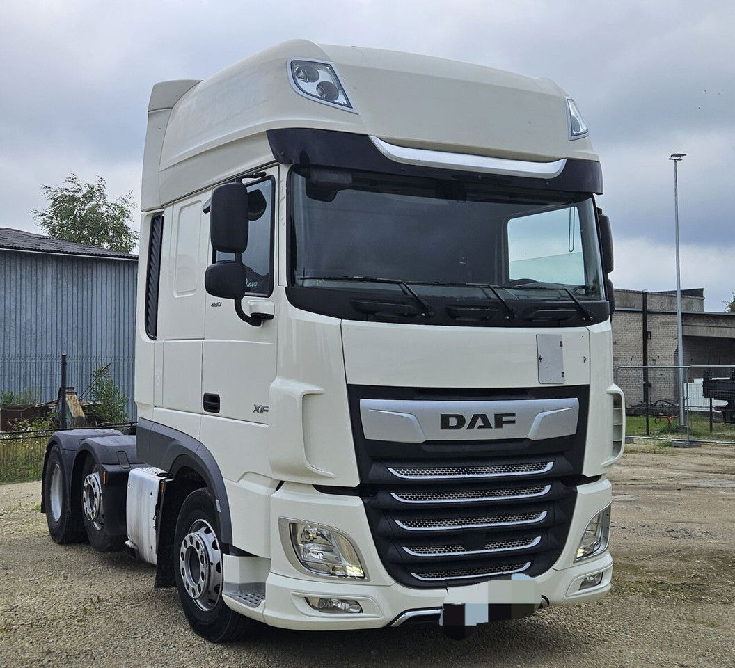 DAF XF 106.480 - Gjysmë-kamion: foto 2 DAF XF 106.480 - Gjysmë-kamion: foto 2