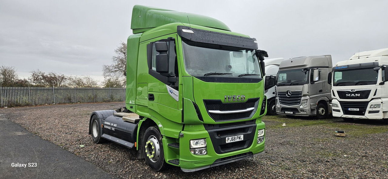 Iveco Stralis 400 LNG - Gjysmë-kamion: foto 2 Iveco Stralis 400 LNG - Gjysmë-kamion: foto 2