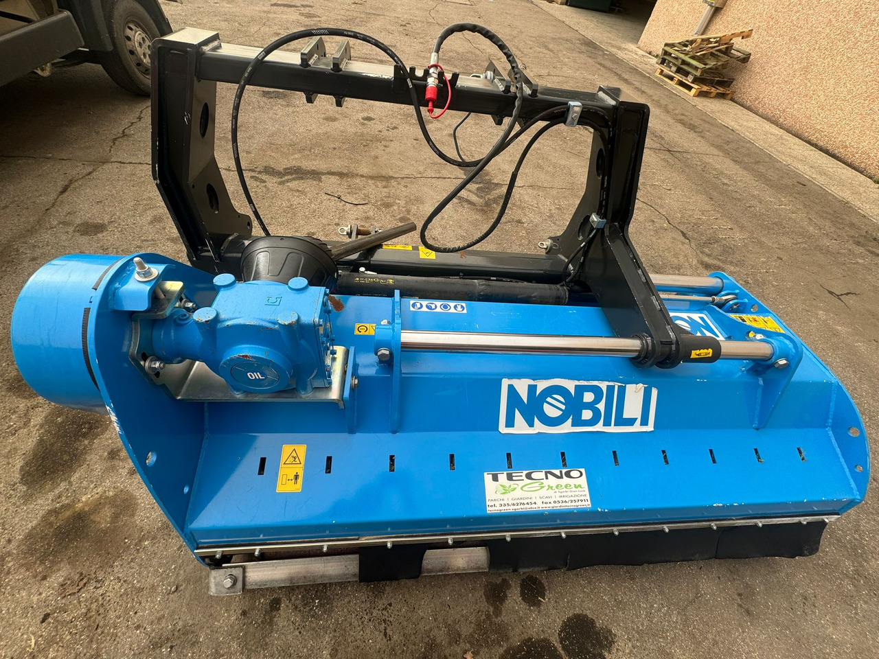 Nobili trincia laterale usata BVL 2000 - Trince me spostim anësor: foto 1 Nobili trincia laterale usata BVL 2000 - Trince me spostim anësor: foto 1