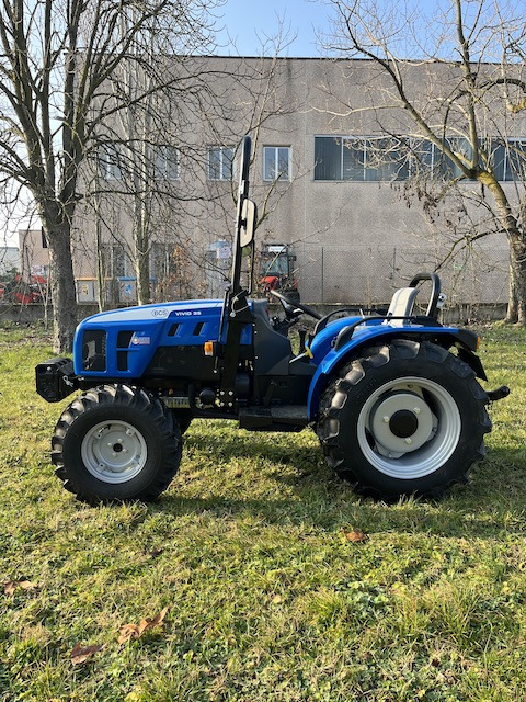 Trattore nuovo BCS VIVID DTC 35 RS - Minitraktor: foto 3 Trattore nuovo BCS VIVID DTC 35 RS - Minitraktor: foto 3