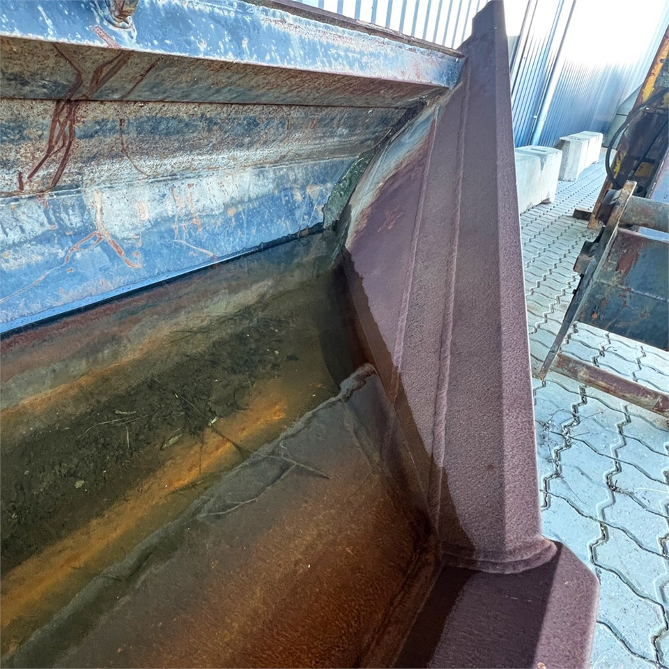 Kovë ekskavatori për Makineri ndërtimi ABC Profilskovl: foto 13 Kovë ekskavatori për Makineri ndërtimi ABC Profilskovl: foto 13