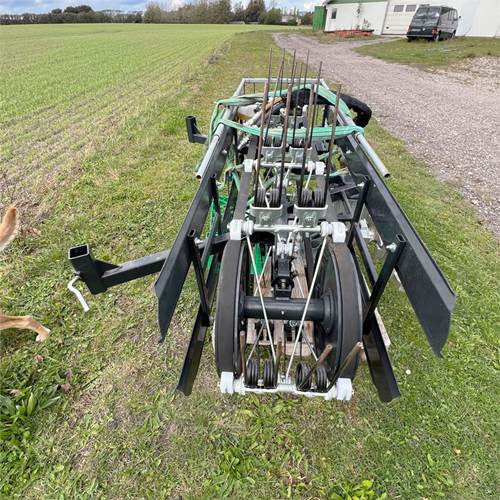 ABC Robo Evo Rake - Korrëse bari i kopshtit: foto 5 ABC Robo Evo Rake - Korrëse bari i kopshtit: foto 5