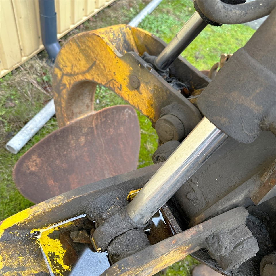 Kovë kafshuese BSV 7 grabbe: foto 8