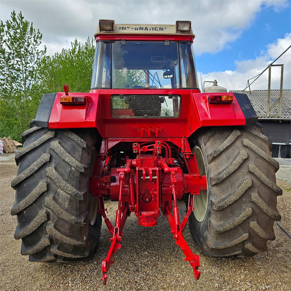 CASE IH 1255 XL - Traktor: foto 5 CASE IH 1255 XL - Traktor: foto 5
