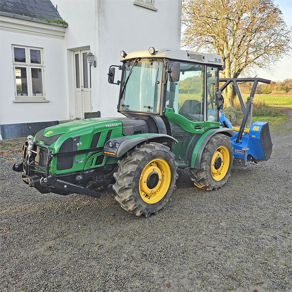 Ferrari Ferrari VEGA 95 Duelstearing - Traktor: foto 1 Ferrari Ferrari VEGA 95 Duelstearing - Traktor: foto 1