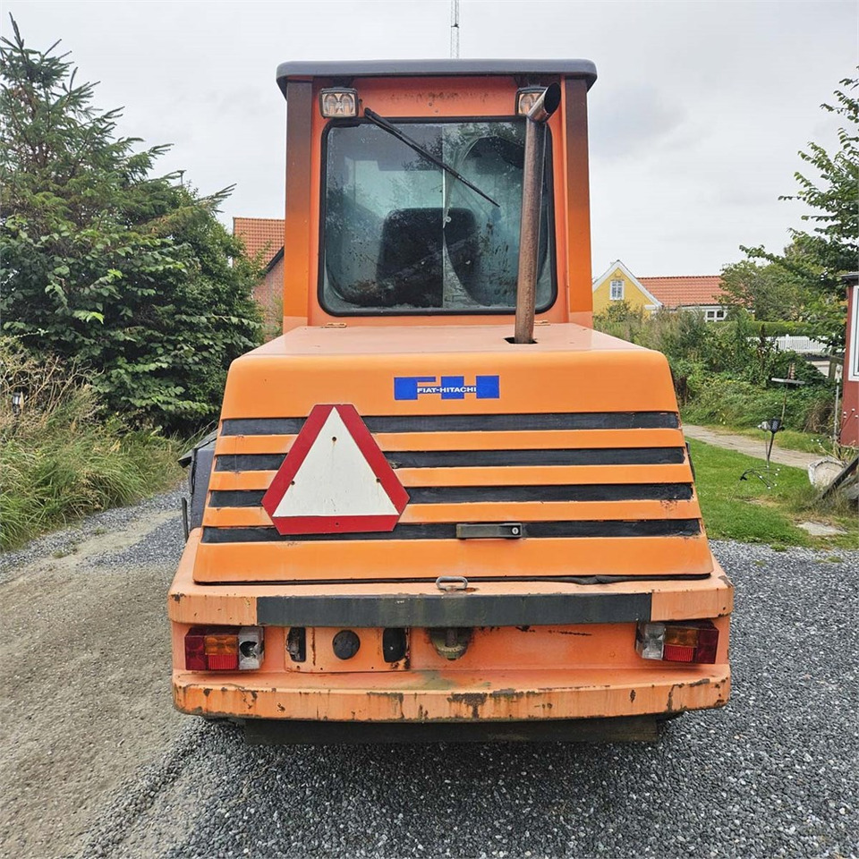 Fiat-Hitachi W80 H - Fadrom me goma: foto 4 Fiat-Hitachi W80 H - Fadrom me goma: foto 4