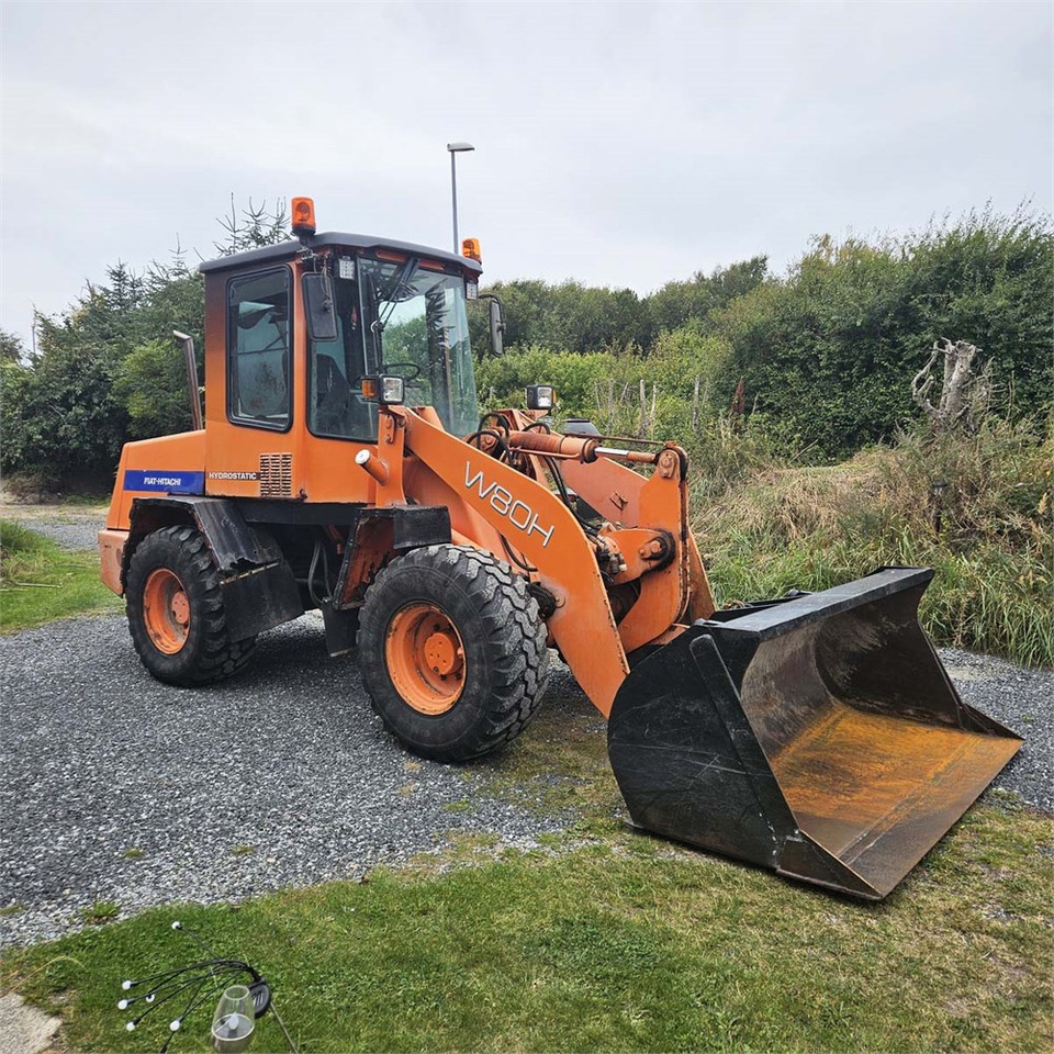 Fiat-Hitachi W80 H - Fadrom me goma: foto 1 Fiat-Hitachi W80 H - Fadrom me goma: foto 1
