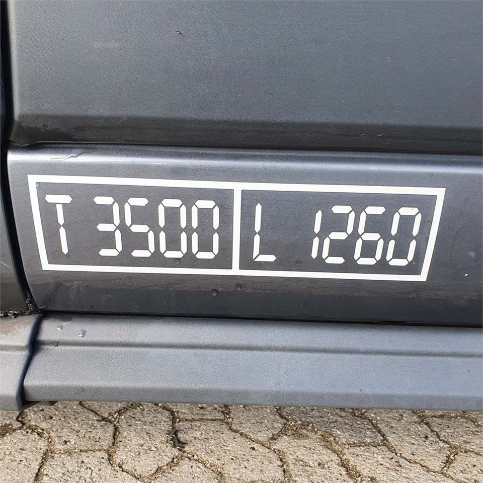 Ford Transit 350 L2h2 - 2.2.TDCI - Furgon: foto 5 Ford Transit 350 L2h2 - 2.2.TDCI - Furgon: foto 5