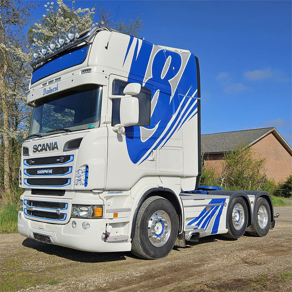 Scania R 560 LA6X2 4MNB - Gjysmë-kamion: foto 1 Scania R 560 LA6X2 4MNB - Gjysmë-kamion: foto 1