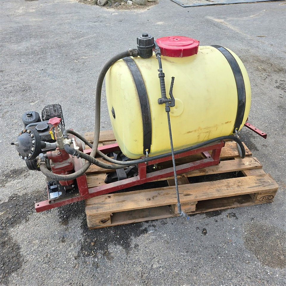 Hardi PU-200 - Spërkatës: foto 1 Hardi PU-200 - Spërkatës: foto 1
