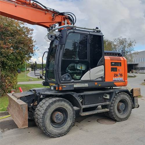 Hitachi ZX145 WT-6 - Ekskavator me goma: foto 5 Hitachi ZX145 WT-6 - Ekskavator me goma: foto 5