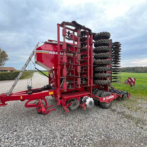 Makinë mbjellëse Horsch Pronto 8 DC: foto 23 Makinë mbjellëse Horsch Pronto 8 DC: foto 23