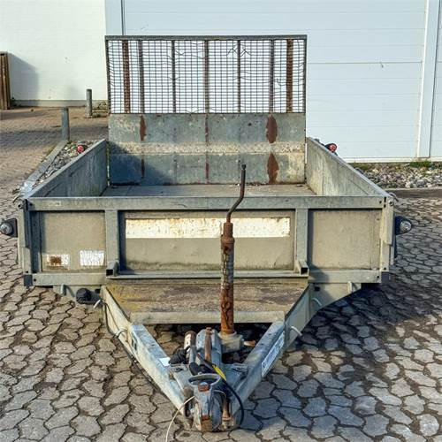 Ifor Williams 6 - Rimorkio makine: foto 2 Ifor Williams 6 - Rimorkio makine: foto 2