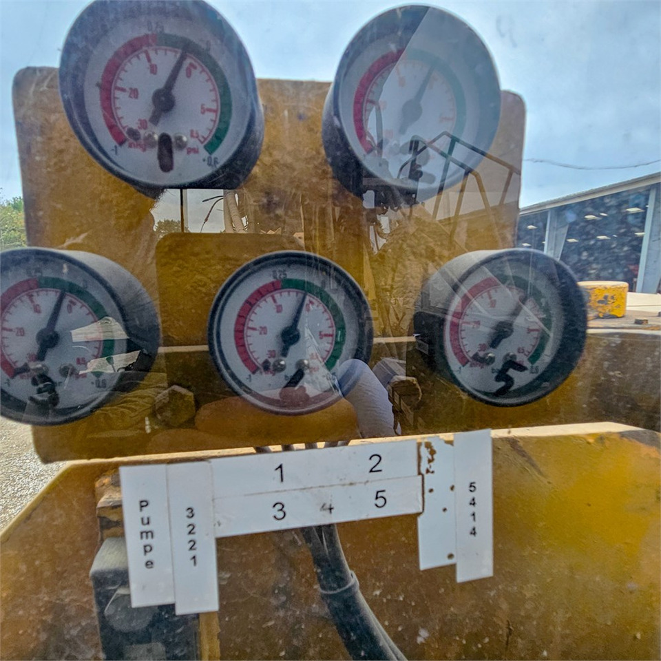 Hapës kanalesh Inter-Drain 3035 HT: foto 22 Hapës kanalesh Inter-Drain 3035 HT: foto 22