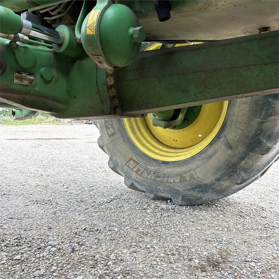 Traktor John Deere 7530: foto 38 Traktor John Deere 7530: foto 38