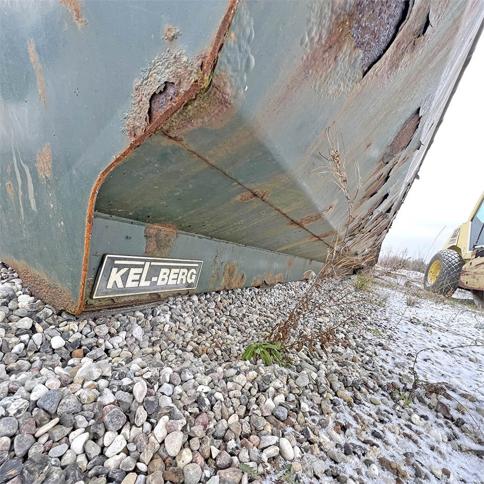 Gjysmë rimorkio vetëshkarkuese Kel-Berg Hardox: foto 11