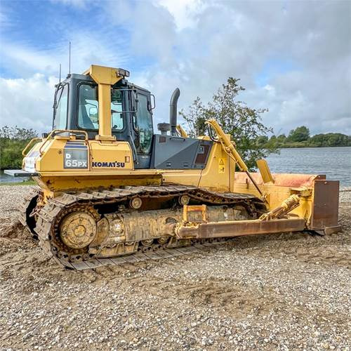 Komatsu D65 PX-15 EO - Buldozer: foto 3 Komatsu D65 PX-15 EO - Buldozer: foto 3
