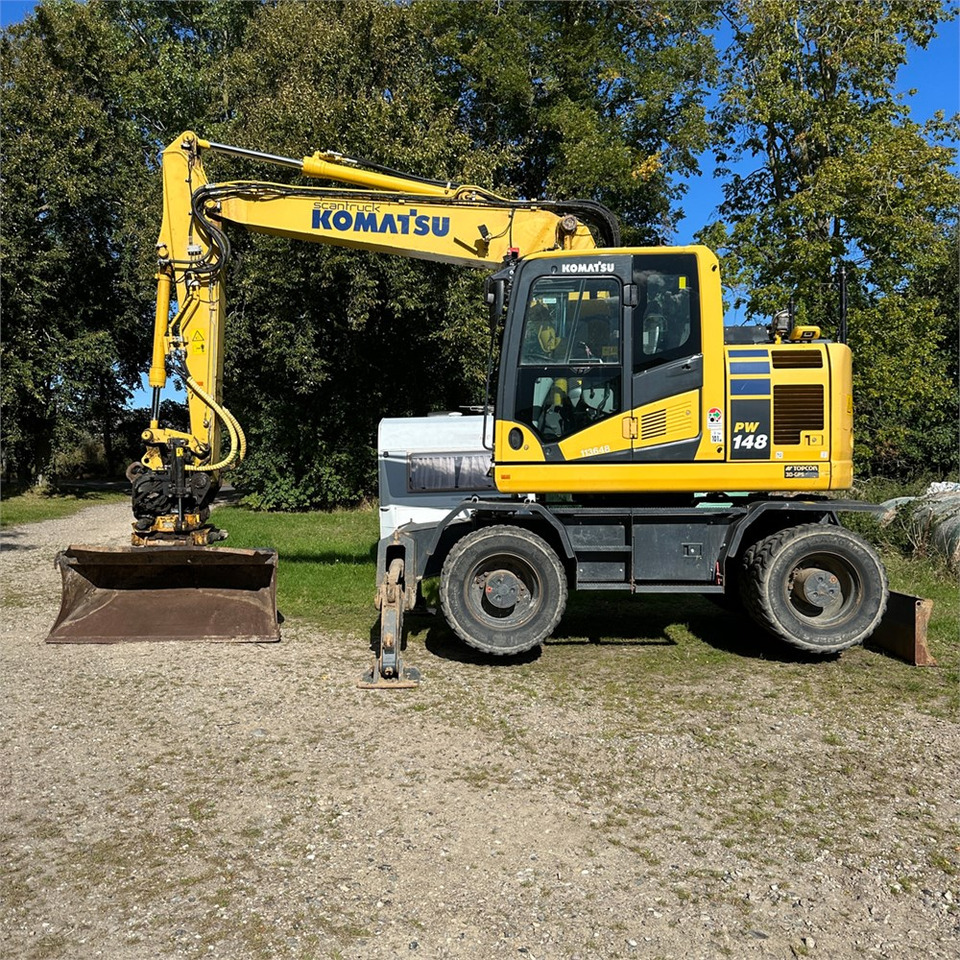Komatsu PW148-11 - Ekskavator me goma: foto 2 Komatsu PW148-11 - Ekskavator me goma: foto 2