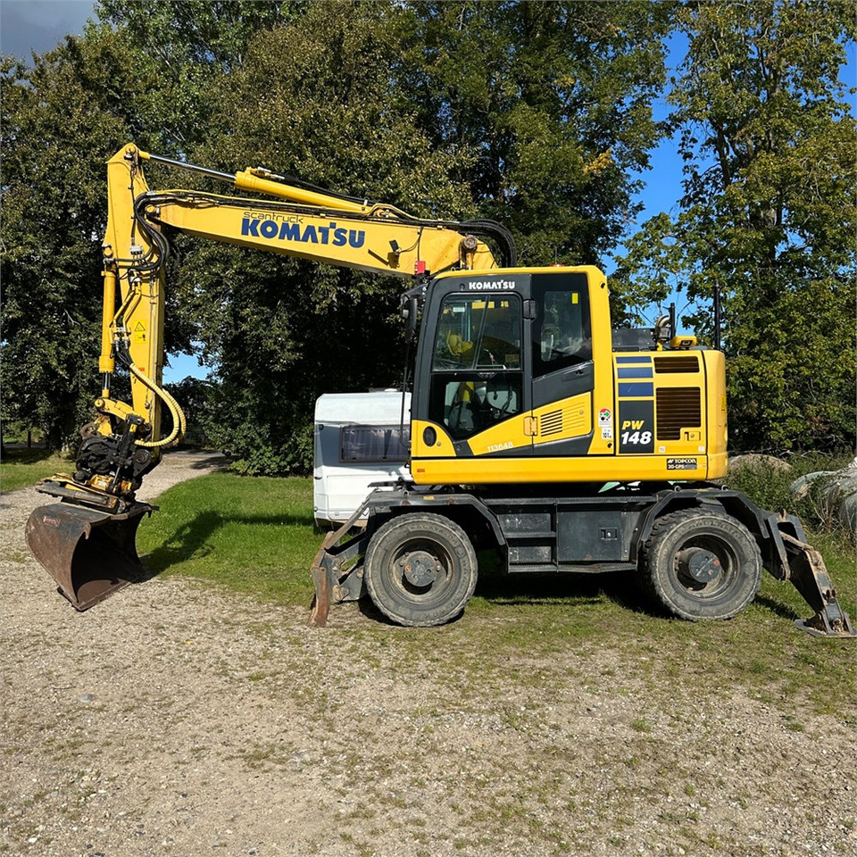 Komatsu PW148-11 - Ekskavator me goma: foto 1 Komatsu PW148-11 - Ekskavator me goma: foto 1