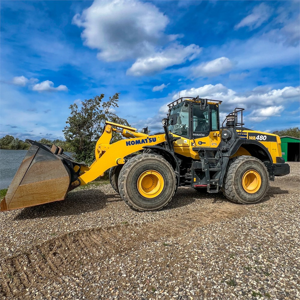 Komatsu WA480-8 - Fadrom me goma: foto 1 Komatsu WA480-8 - Fadrom me goma: foto 1