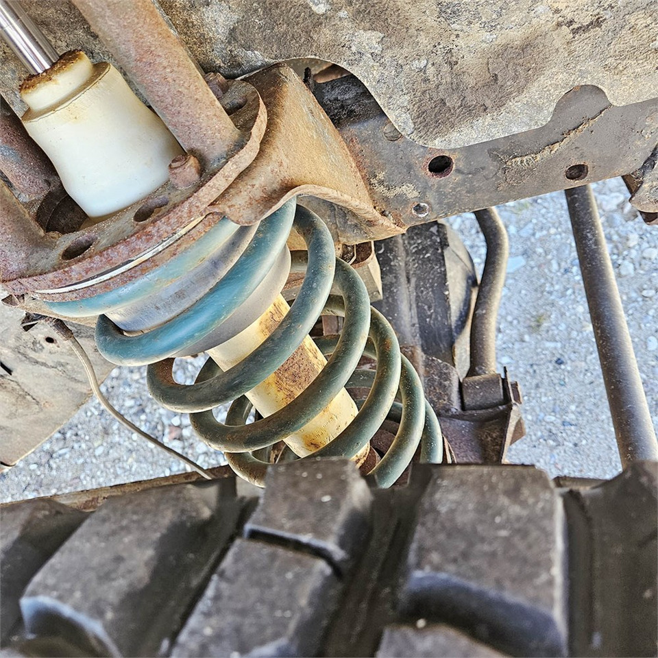 SUV Land Rover Defender 90: foto 34 SUV Land Rover Defender 90: foto 34