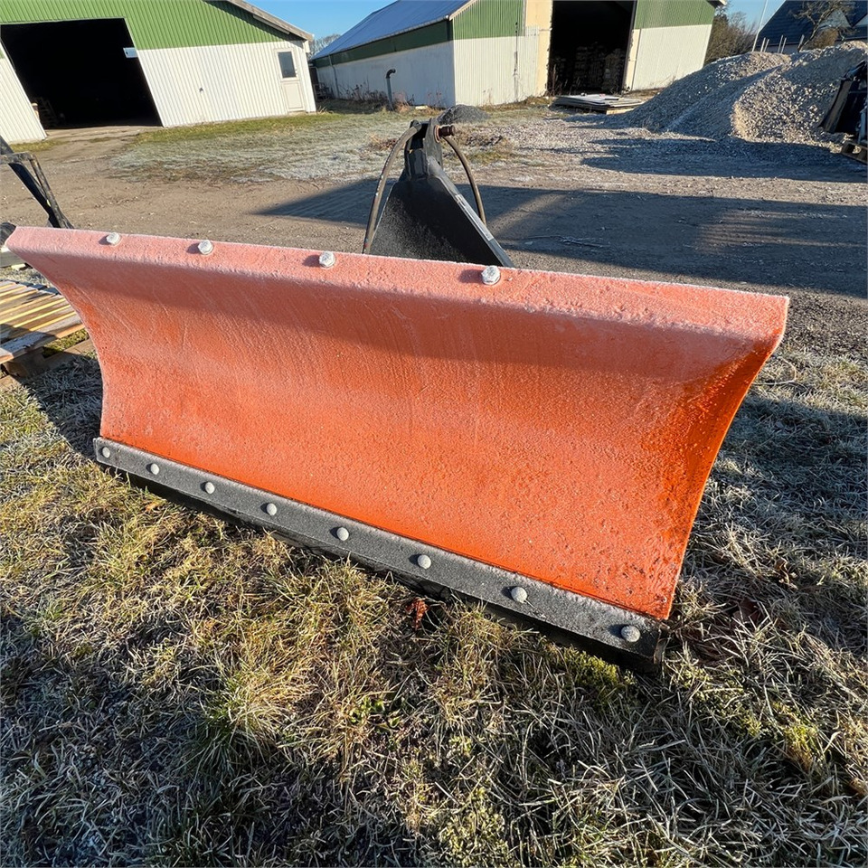Limas SHL 150 - Traktor: foto 1 Limas SHL 150 - Traktor: foto 1