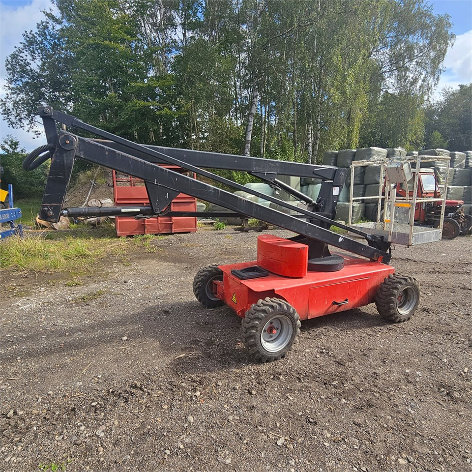 Manitou 100 AE - Krah me çernjerë: foto 2 Manitou 100 AE - Krah me çernjerë: foto 2