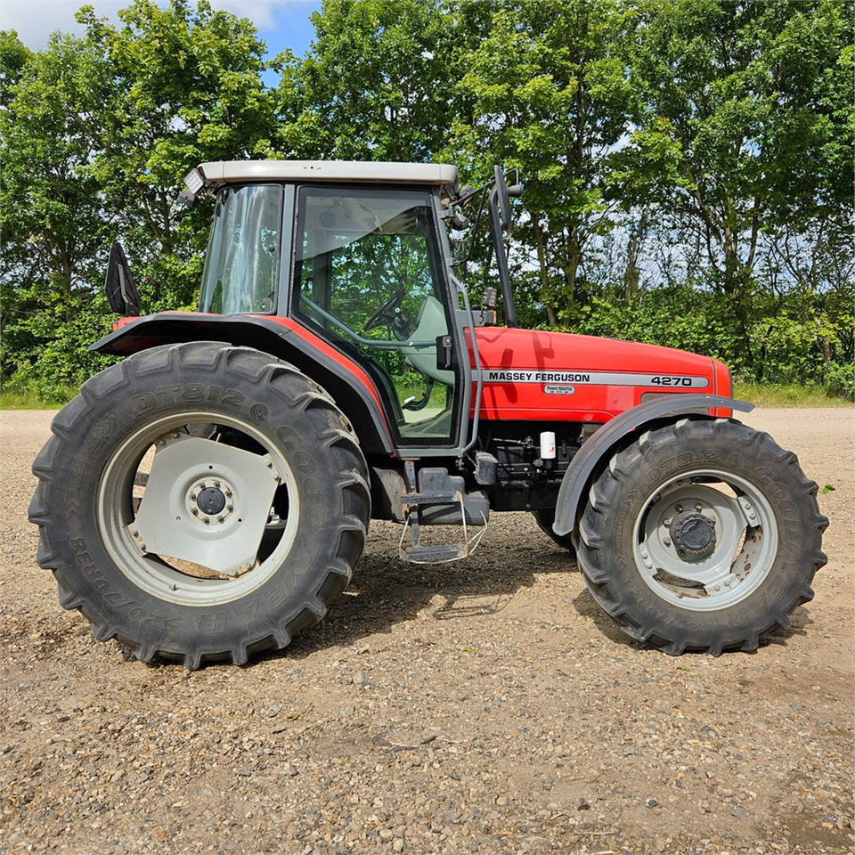 Massey Ferguson 4270 - Traktor: foto 2 Massey Ferguson 4270 - Traktor: foto 2