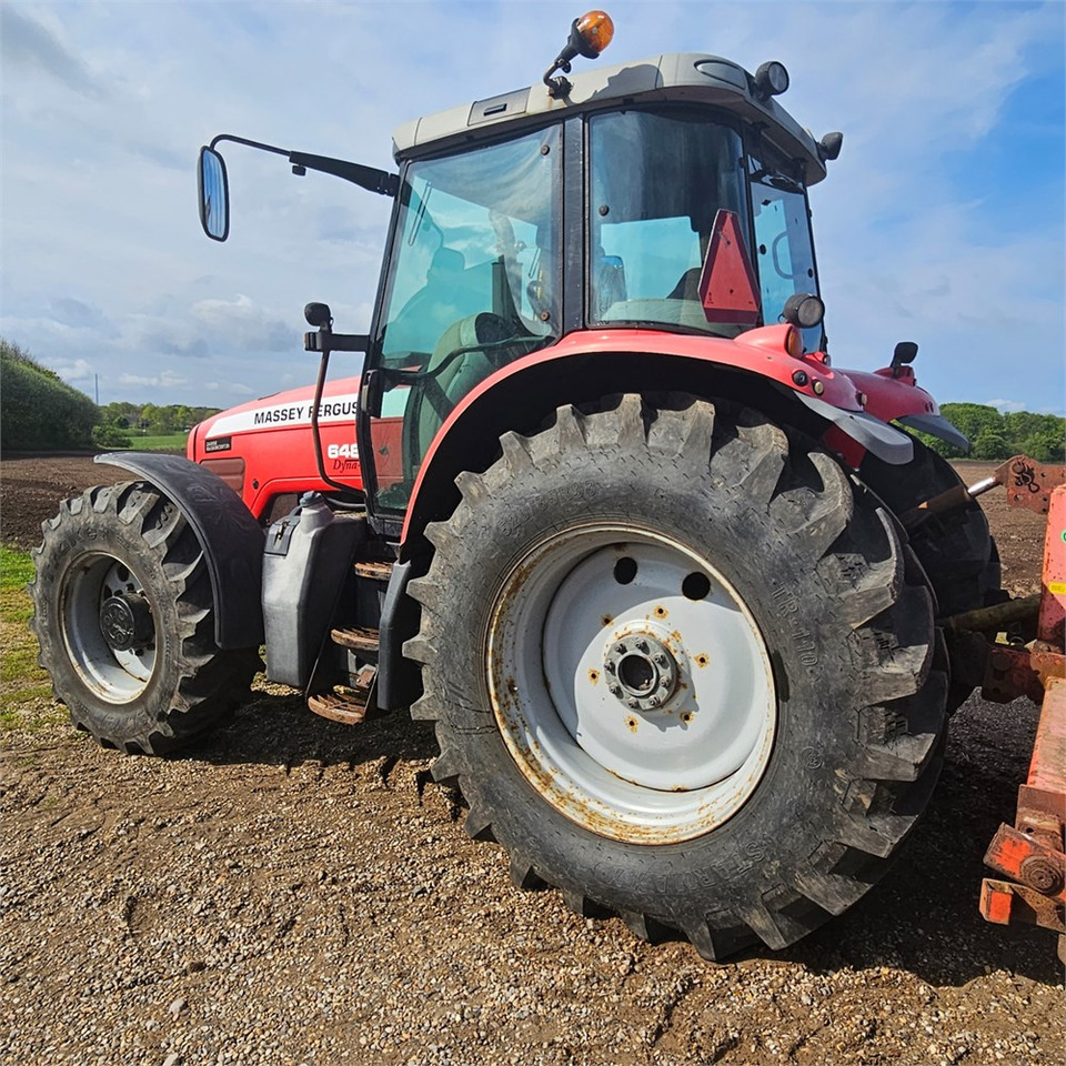 Massey Ferguson 6480 Dyna-6 - Traktor: foto 3 Massey Ferguson 6480 Dyna-6 - Traktor: foto 3