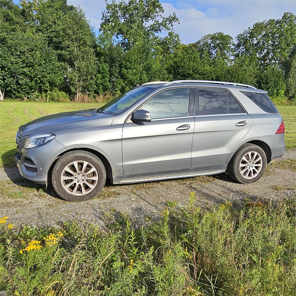 Mercedes GLE 350 4matic - Veturë: foto 1 Mercedes GLE 350 4matic - Veturë: foto 1