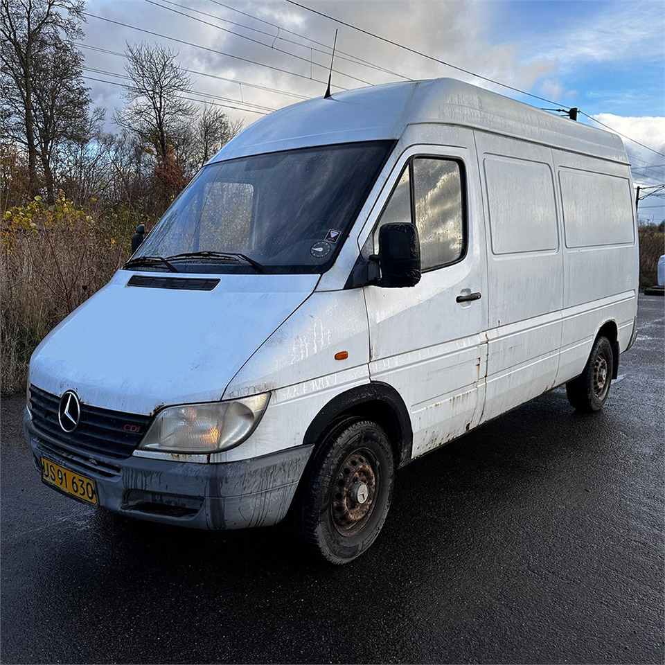 Mercedes SPRINTER 316 CDI-35 - Furgon: foto 3 Mercedes SPRINTER 316 CDI-35 - Furgon: foto 3