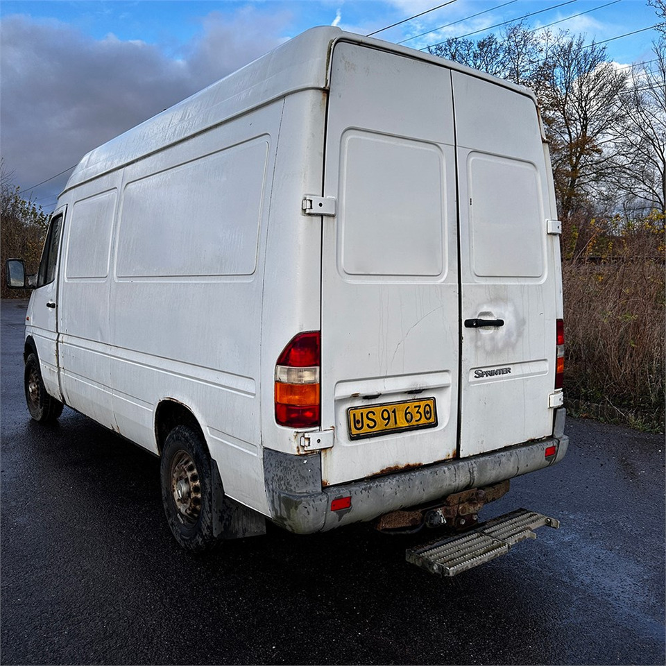 Mercedes SPRINTER 316 CDI-35 - Furgon: foto 5 Mercedes SPRINTER 316 CDI-35 - Furgon: foto 5
