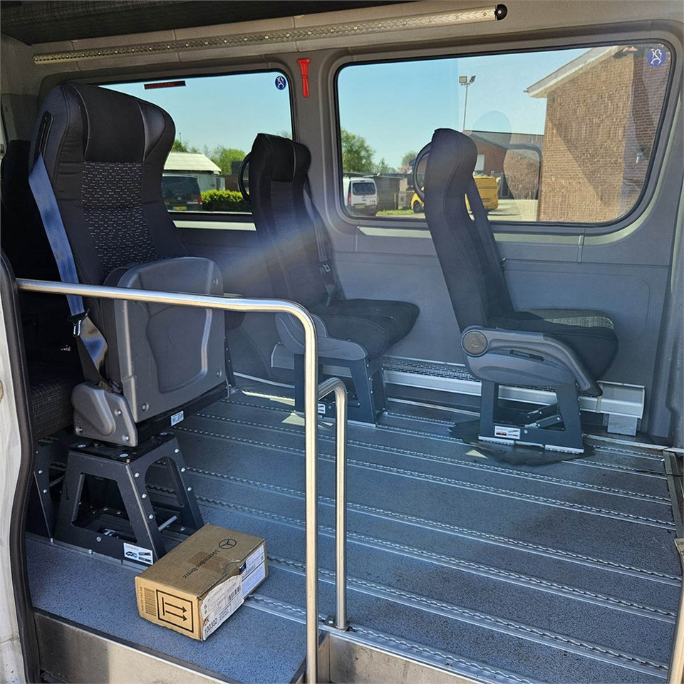 Furgon pasagjerësh Mercedes Sprinter 316 CDI: foto 16