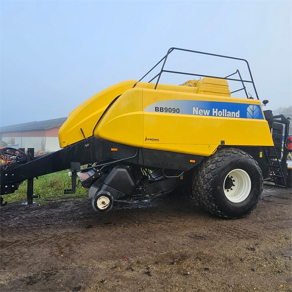 New Holland BB9090 - Barkthyese: foto 1 New Holland BB9090 - Barkthyese: foto 1