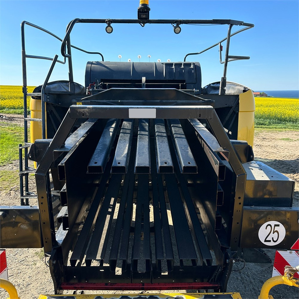 New Holland Bigbaler 1290 Plus - Barkthyese: foto 5 New Holland Bigbaler 1290 Plus - Barkthyese: foto 5
