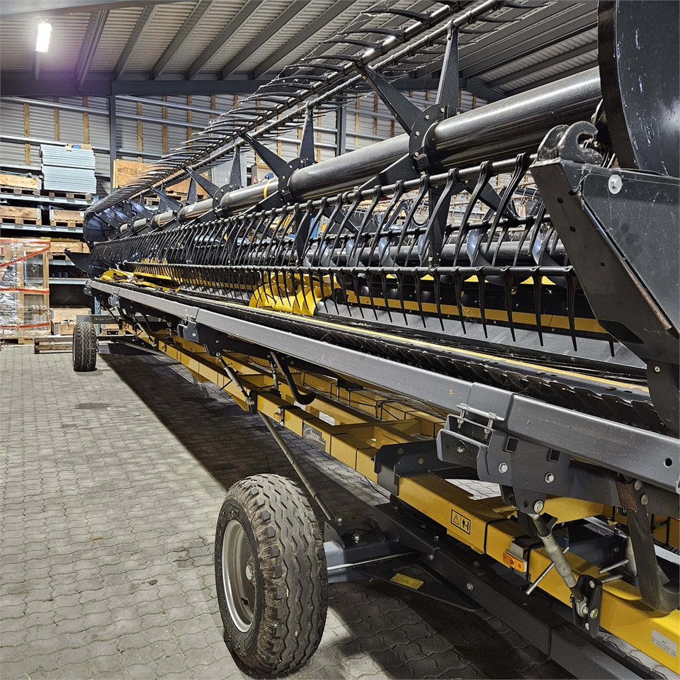 New Holland CT14 - Makinë korrëse: foto 2 New Holland CT14 - Makinë korrëse: foto 2