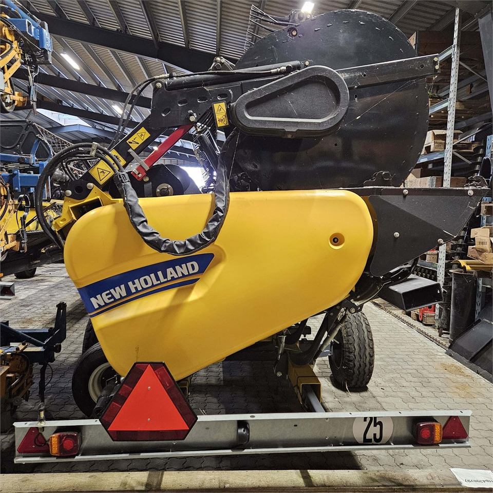 New Holland CT14 - Makinë korrëse: foto 5 New Holland CT14 - Makinë korrëse: foto 5