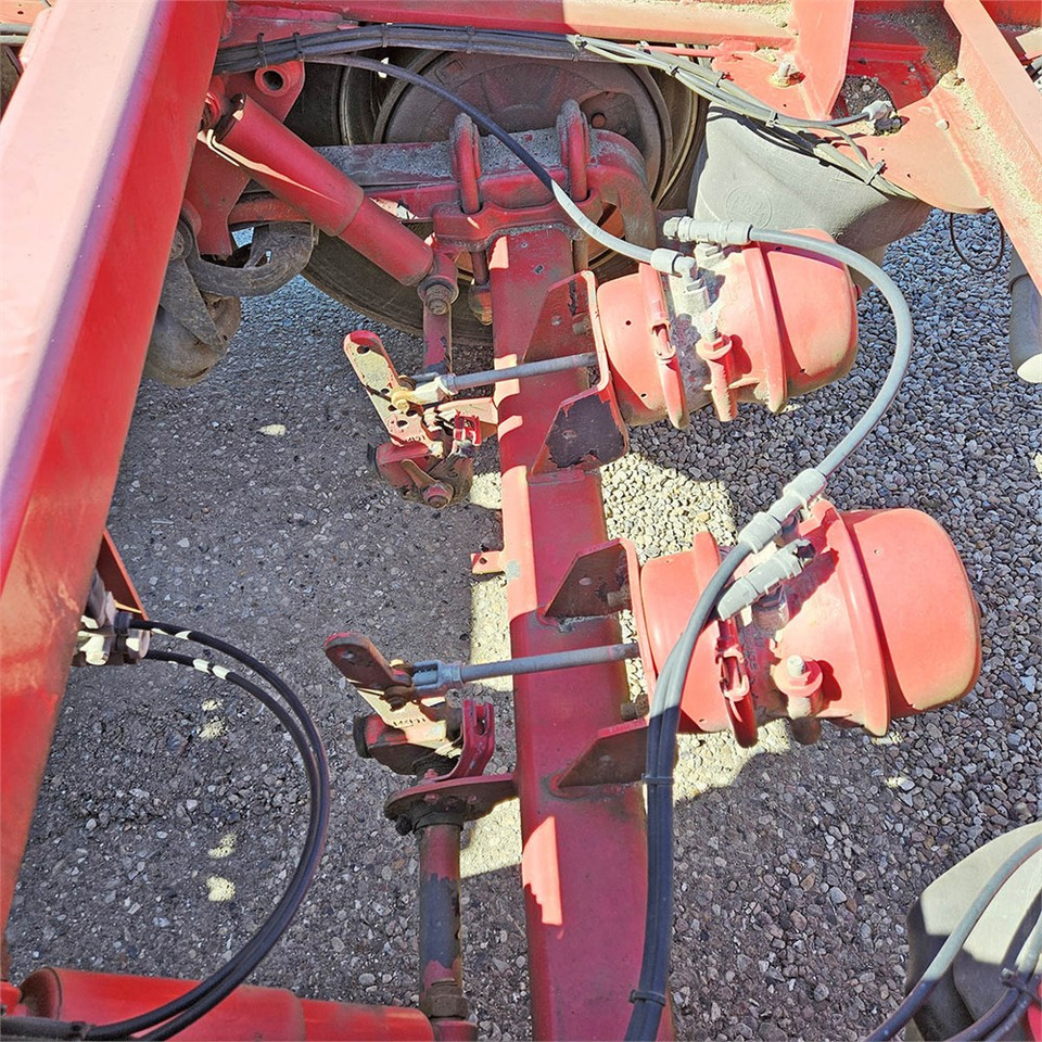 Transportjer kontejnerësh/ Gjysmë rimorkio me karroceri të çmontueshme Nopa TSC 400: foto 23 Transportjer kontejnerësh/ Gjysmë rimorkio me karroceri të çmontueshme Nopa TSC 400: foto 23